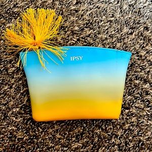 IPSY summer bag